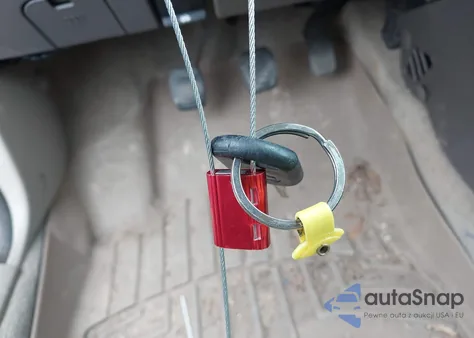 2009 Ford Focus S from USA, damaged, VIN 1FAHP34N89W169835